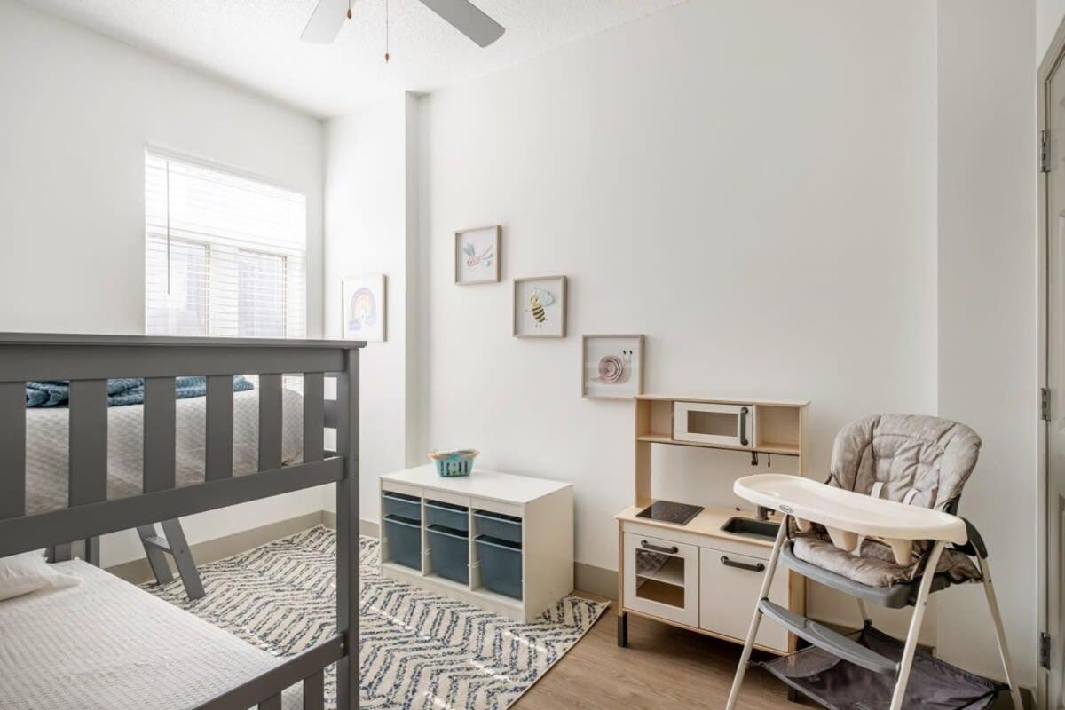 4B 3Ba Premium Family Apartment With Gym Charlotte Eksteriør bilde