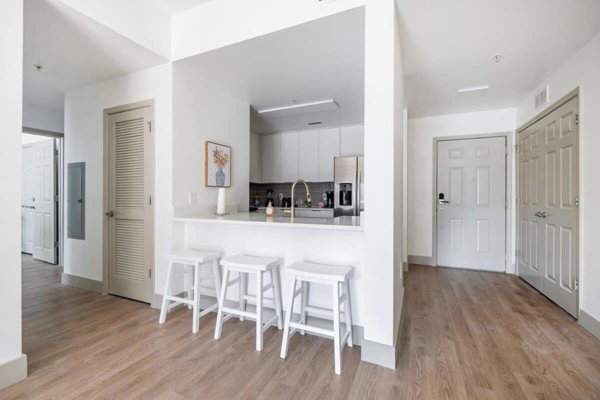 4B 3Ba Premium Family Apartment With Gym Charlotte Eksteriør bilde